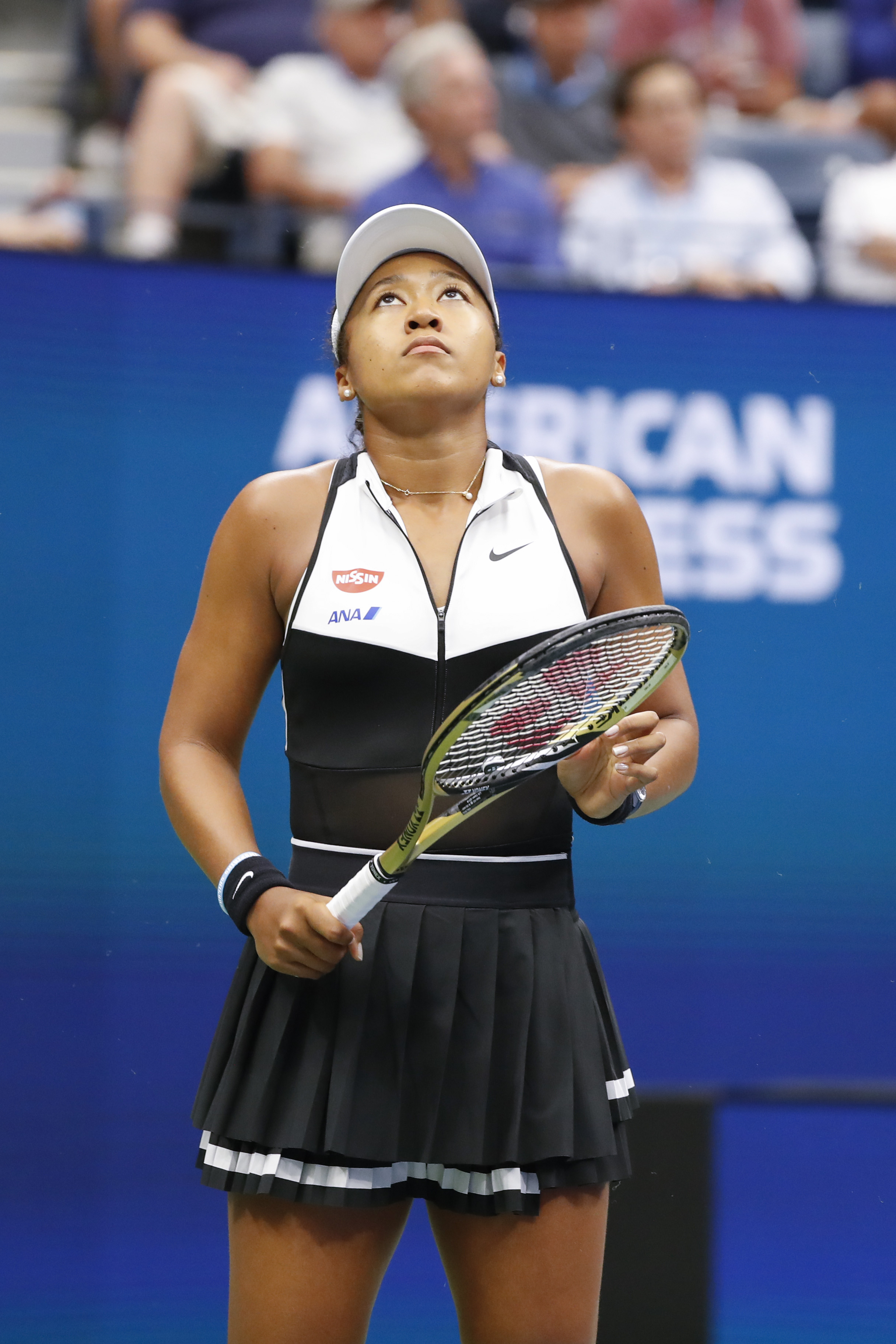 开云中国-大坂直美重返赛场,比赛局势复杂首场状态出色,皇家马德里观众沸腾!-开云中国