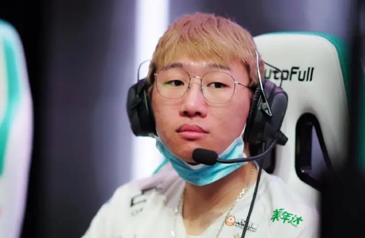 开云-RNG教练压力巨大!,Ning遭遇三持续失利上演精彩一战-开云